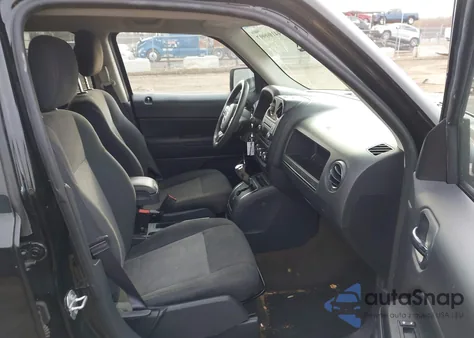 2016 Jeep Patriot Sport из США, поврежденный, VIN 1C4NJPBB1GD726284